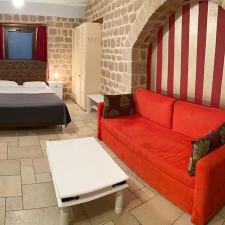 نافبليو Myral Guesthouse المظهر الخارجي الصورة