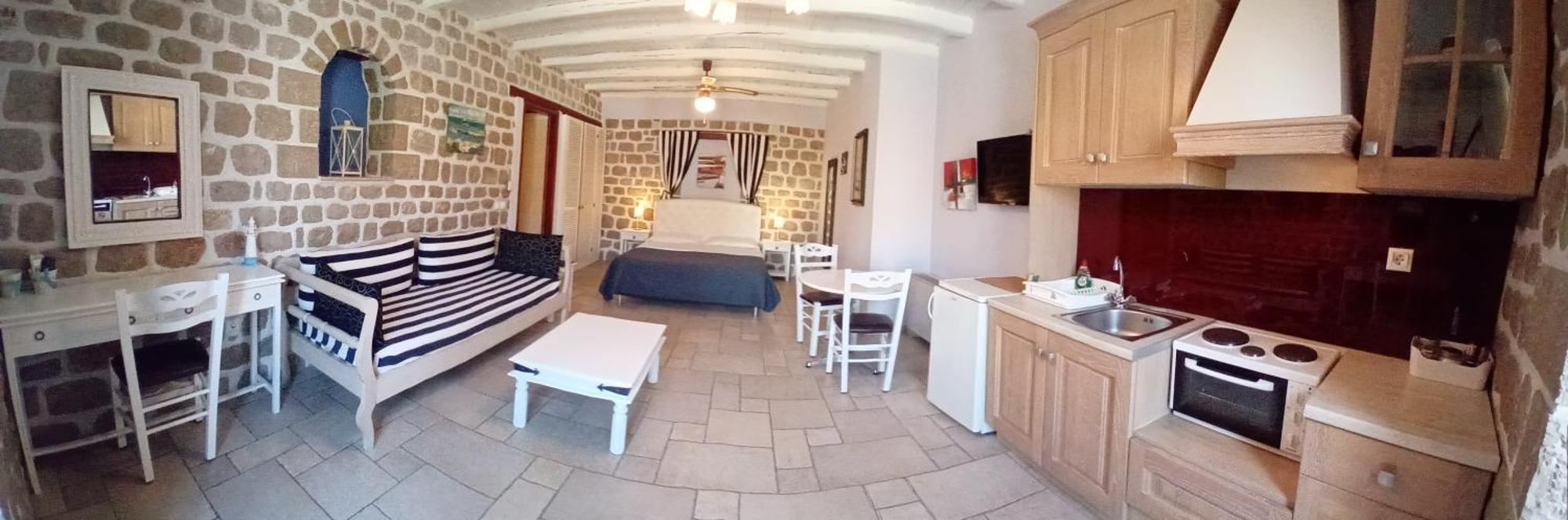 نافبليو Myral Guesthouse المظهر الخارجي الصورة